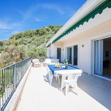 Vinaigrier Hills Vi3086 By Riviera Holiday Homes Niza Exterior foto
