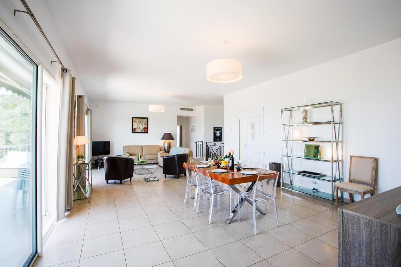 Vinaigrier Hills Vi3086 By Riviera Holiday Homes Niza Exterior foto