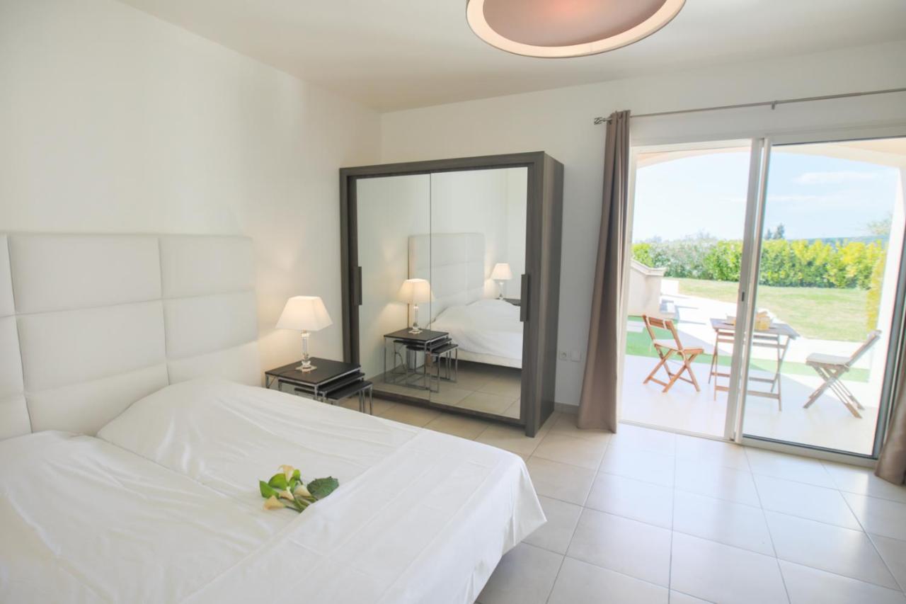 Vinaigrier Hills Vi3086 By Riviera Holiday Homes Niza Exterior foto