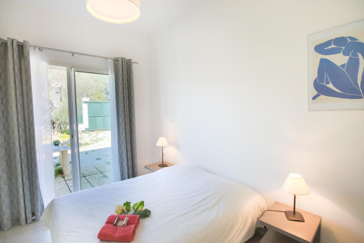 Vinaigrier Hills Vi3086 By Riviera Holiday Homes Niza Exterior foto